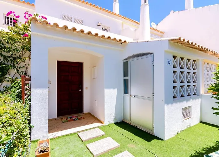 Small 4pax -shared Pool @ Homesbyfc * Albufeira